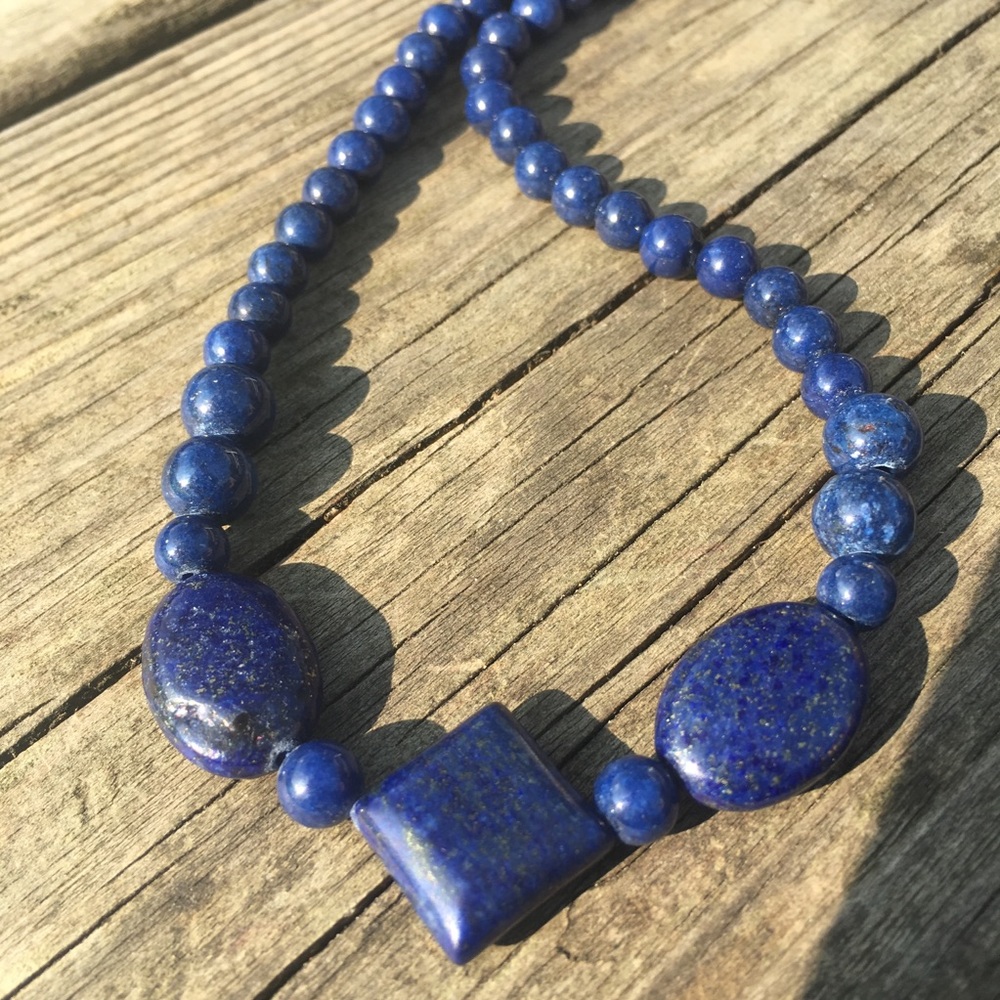 Lapis Lazuli gemstone Necklace - Picture 3 of 8